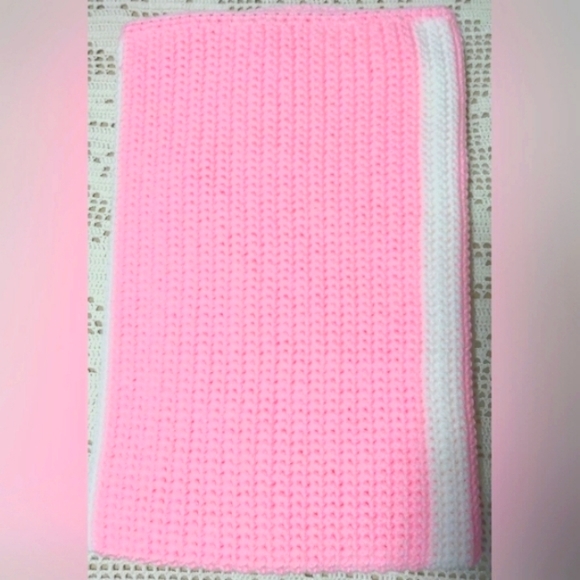 NWOT Handcrafted Crocheted Baby Afghan - Picture 3 of 6